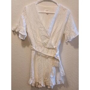 White Eyelet Romper partial lined womens  Sz M  V neck ruffle hem coquette flirt